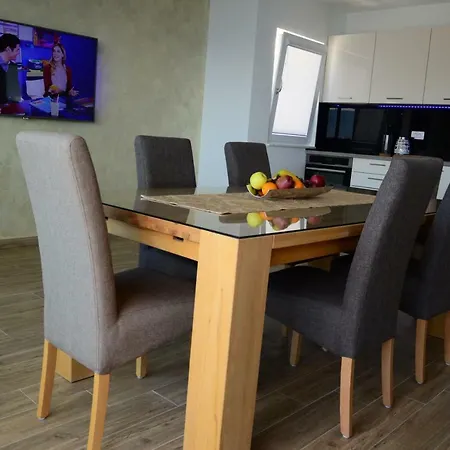 Apartman Aqua 2