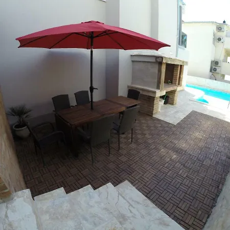 Apartment Apartman Aqua 2 *
