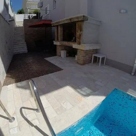 Apartman Apartman Aqua 2 *